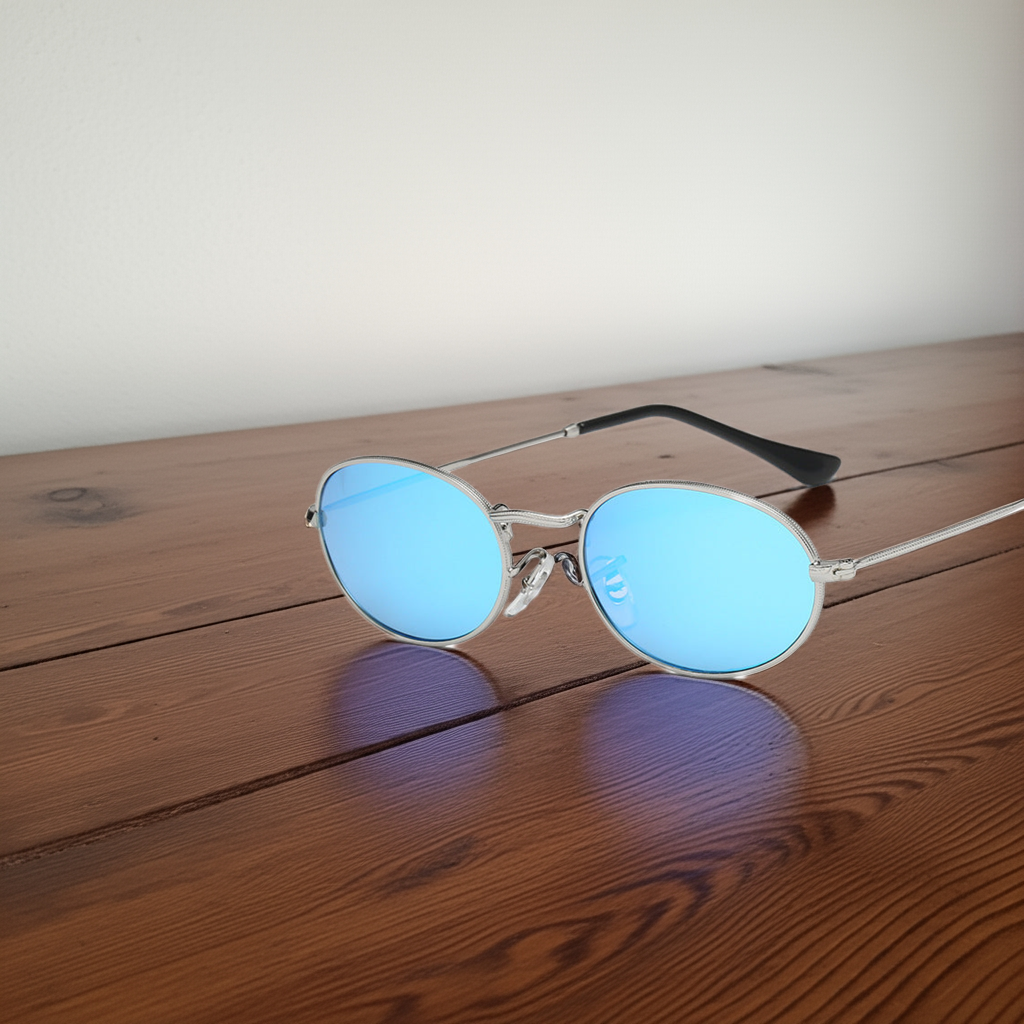 Fashion Women's Oval Sunglasses- Luxury Metal Frame